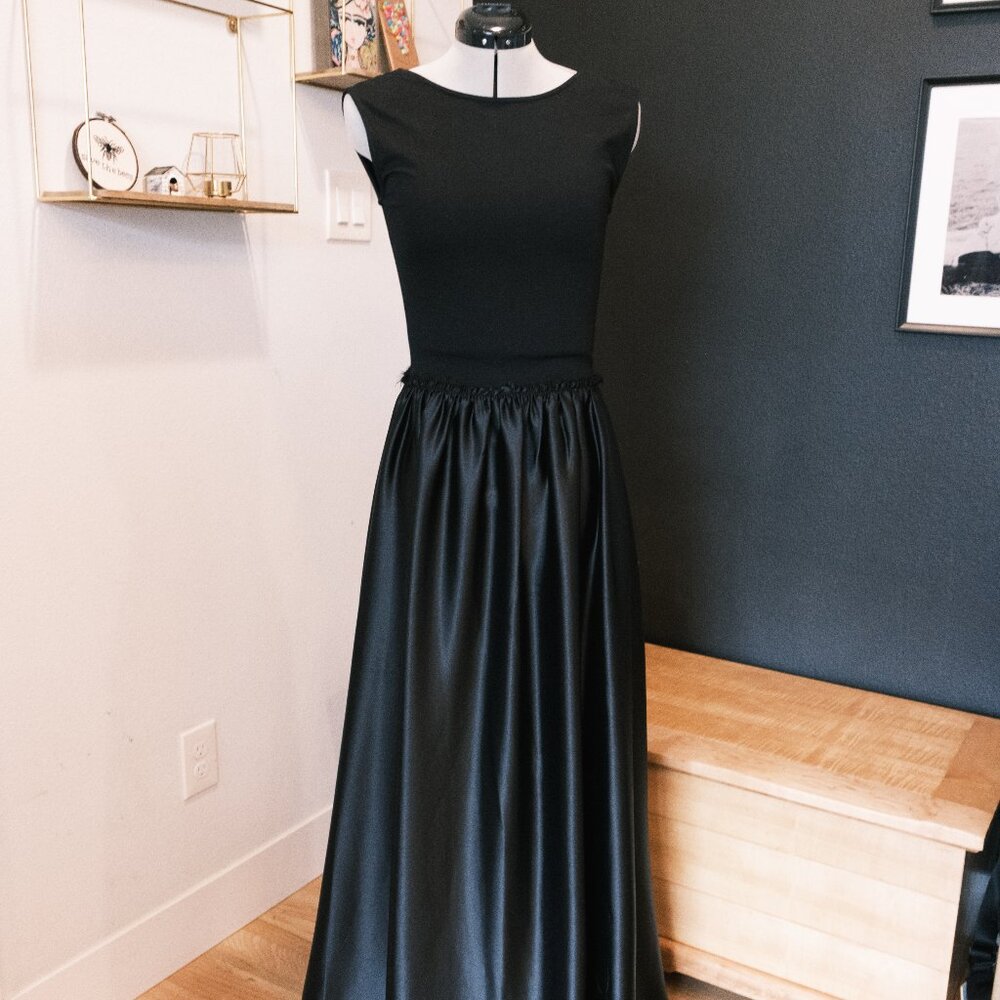 Ripley Rader Size 3 Black Satin Ashley Dress - Picture 3 of 11